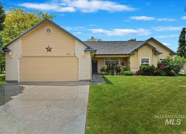 Property at 812 Ada Ct, Nampa, ID 83686, 2 beds, 2.5 baths