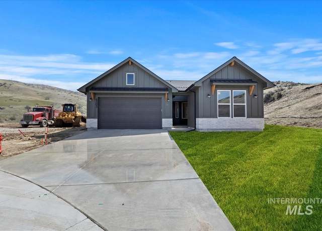 Property at 6624 N Good Dr, Eagle, ID 83629, 3 beds, 2 baths