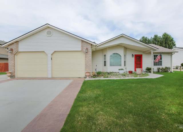 Property at 1921 Uehlin Dr, Payette, ID 83661, 3 beds, 2 baths