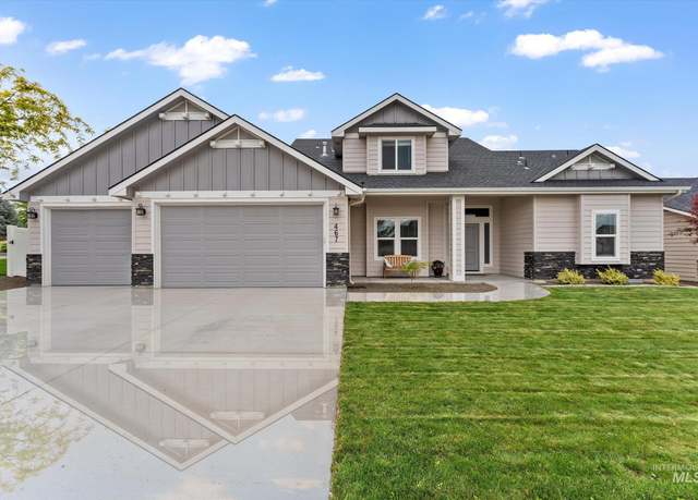 Property at 467 S Retort Ave, Kuna, ID 83634, 3 beds, 2.5 baths