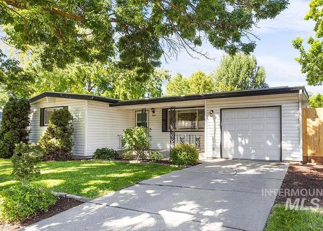 Property at 2905 N 38th St, Boise, ID 83703, 4 beds, 1 bath