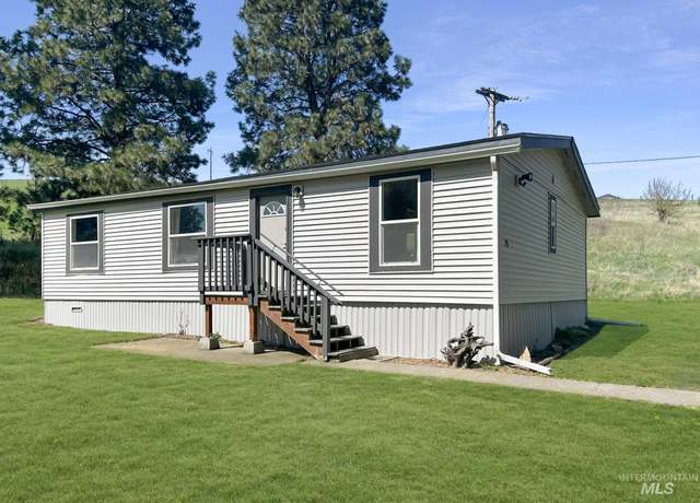 Property at 4325 Lenville #15 #15, Moscow, ID 83843, 3 beds, 2 baths