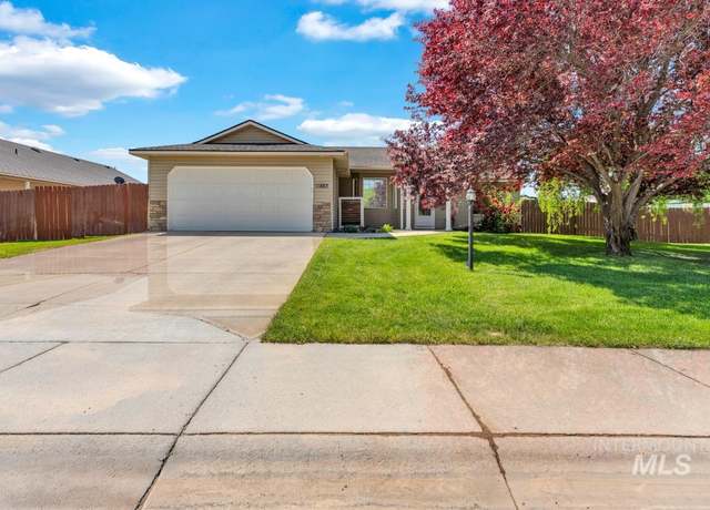 Property at 11883 W Blueberry Ave, Nampa, ID 83651, 3 beds, 2 baths