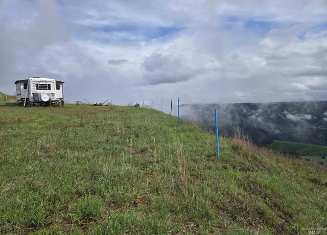 Property at 444 Vista View Dr, Lenore, ID 83541