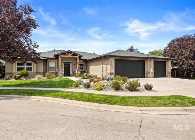 Property at 5831 N Saguaro Hills Pl, Meridian, ID 83646, 3 beds, 3 baths