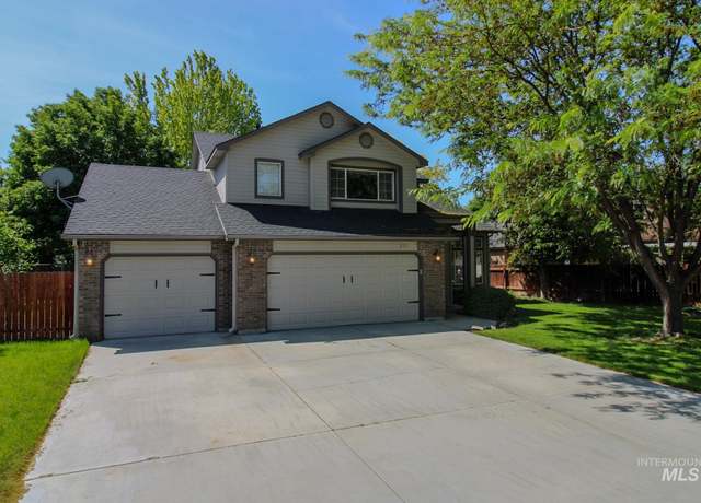 Property at 275 E Aruba, Meridian, ID 83642, 4 beds, 2.5 baths