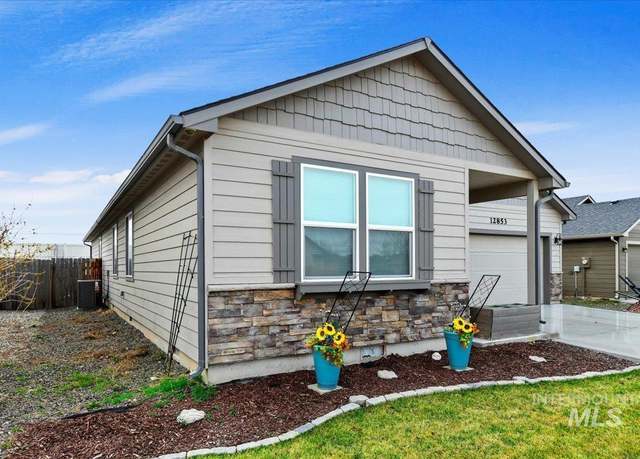 Property at 12853 Harrow St, Caldwell, ID 83607, 4 beds, 2 baths