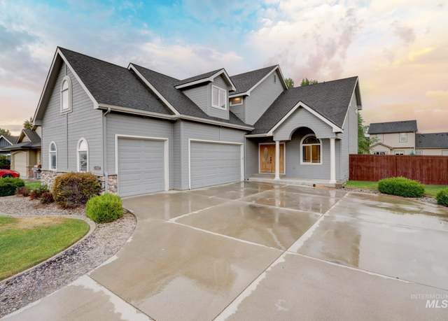 Property at 10224 W Altair, Star, ID 83669-5626, 4 beds, 3.5 baths