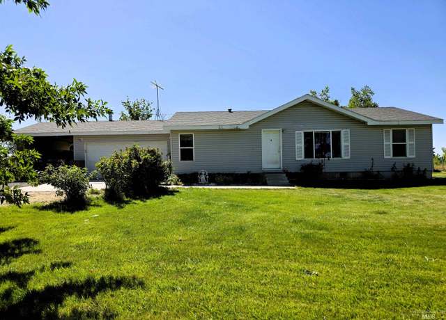 Property at 728 Brown Dr, Buhl, ID 83316, 3 beds, 2 baths