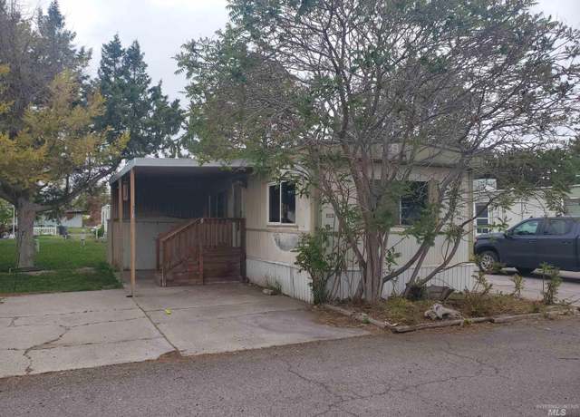 Property at 281 Caswell Ave W Unit B13, Twin Falls, ID 83301-0000, 3 beds, 1.5 baths