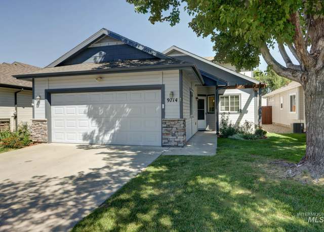 Property at 9714 W Canterbury Dr, Boise, ID 83704, 2 beds, 2 baths