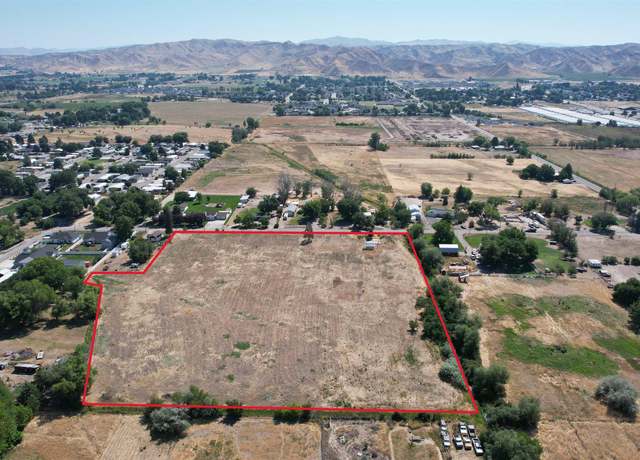 Property at 921 S Moffatt, Emmett, ID 83617