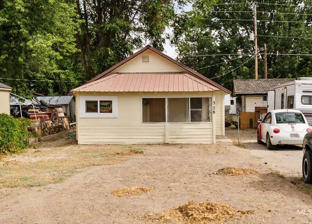 Property at 328 W Owyhee Ave, Homedale, ID 83628, 2 beds, 1 bath