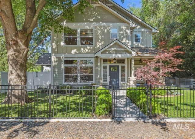 Property at 2311 N 34th, Boise, ID 83703, 3 beds, 2.5 baths