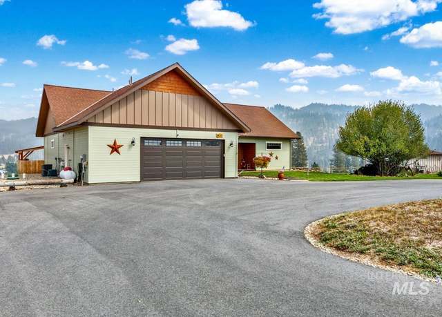 Property at 12 Open Rd, Garden Valley, ID 83622, 2 beds, 2 baths