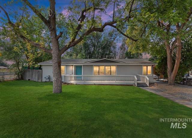 Property at 97 S State, Nampa, ID 83651, 3 beds, 2 baths