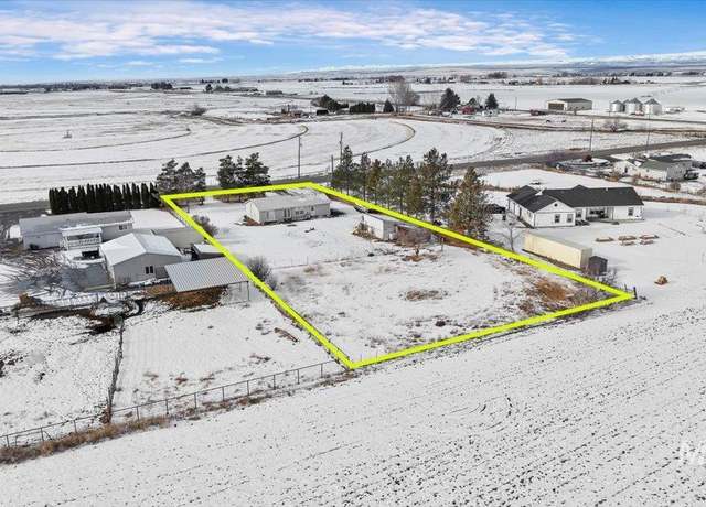 Property at 1620 State Highway 46, Gooding, ID 83330, 3 beds, 2.5 baths