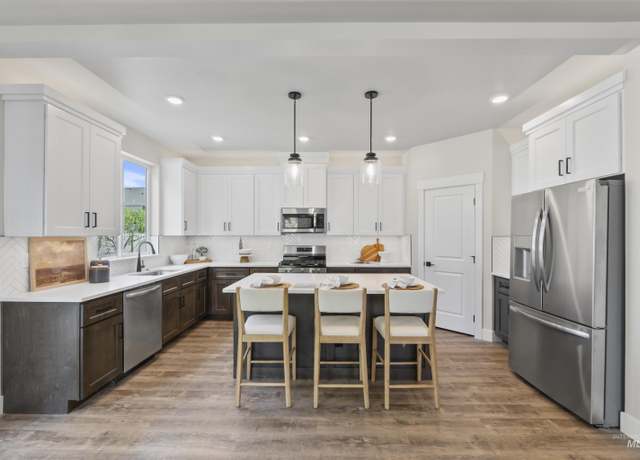 Property at 12644 W Rosetta Dr, Star, ID 83669, 3 beds, 2.5 baths