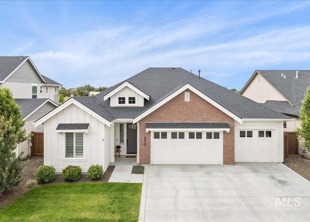 Property at 4923 W Canaston St, Meridian, ID 83646, 4 beds, 3 baths