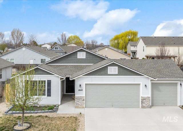 Property at 11840 Cambria St, Caldwell, ID 83605, 4 beds, 2 baths