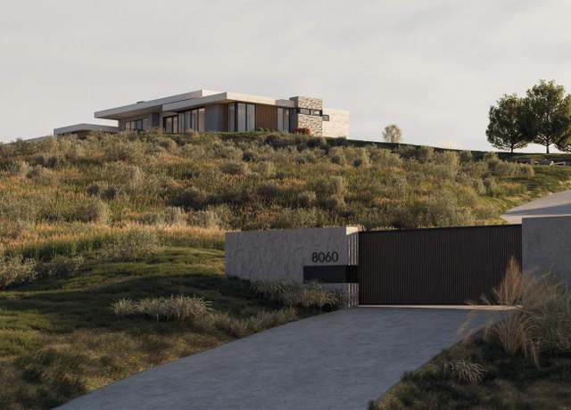Property at 8060 Stack Rock Dr, Boise, ID 83714, 5 beds, 4.5 baths