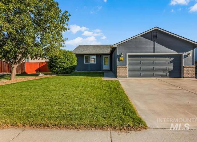 Property at 1705 Peregrine, Mountain Home, ID 83647, 3 beds, 2 baths