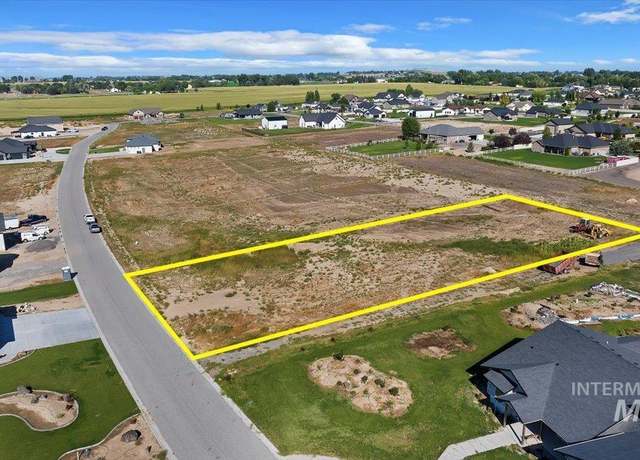 Property at 72 Victoria St, Jerome, ID 83338