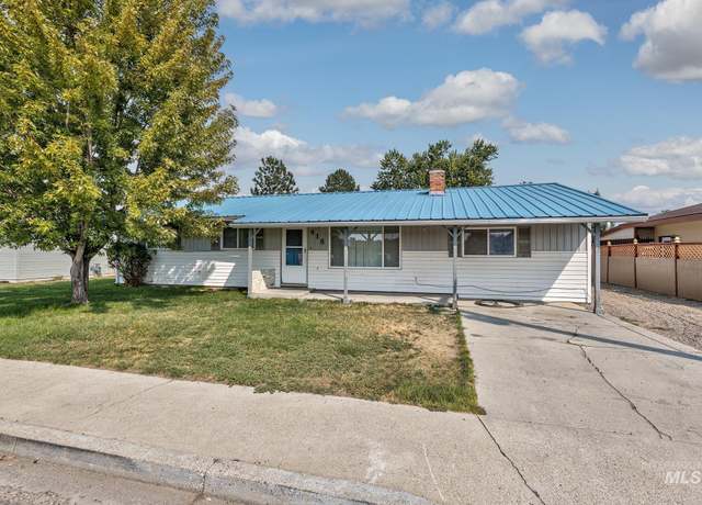 Property at 418 S Iowa, Fruitland, ID 83619, 4 beds, 1 bath