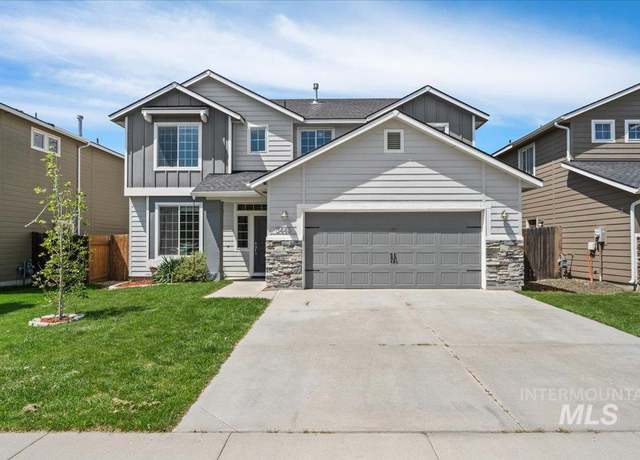 Property at 3443 N Cooper Ave, Meridian, ID 83646, 4 beds, 2.5 baths