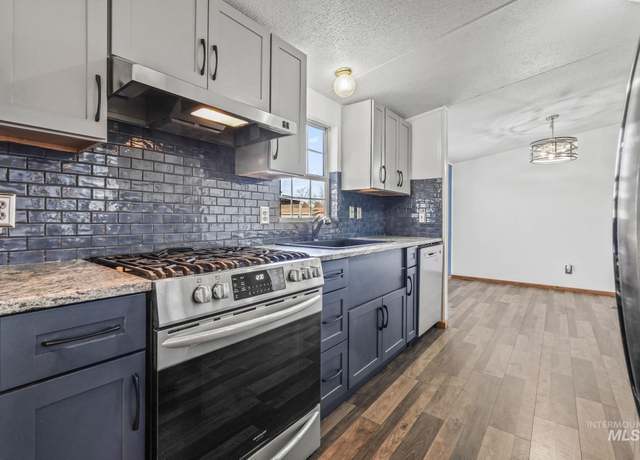 Property at 445 S Maple Grove #29 Grv, Boise, ID 83709, 3 beds, 2 baths
