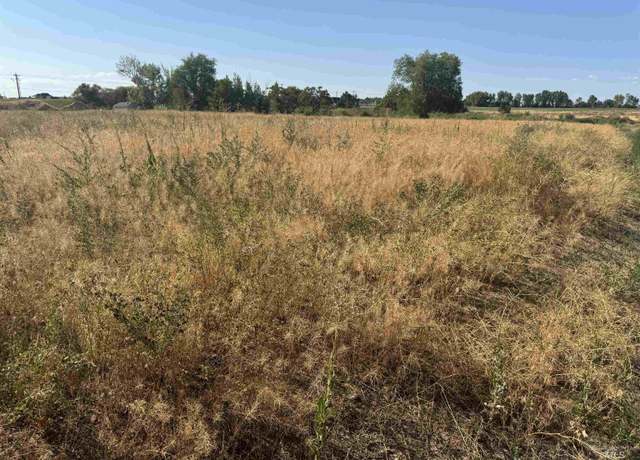 Property at 8840 Curly Red Dr, Middleton, ID 83644