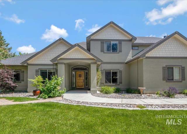 Property at 2600 W South Slope Rd, Emmett, ID 83617, 4 beds, 4 baths