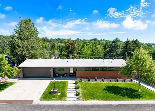 Property at 3330 N Bogus Basin Rd, Boise, ID 83702, 4 beds, 3 baths