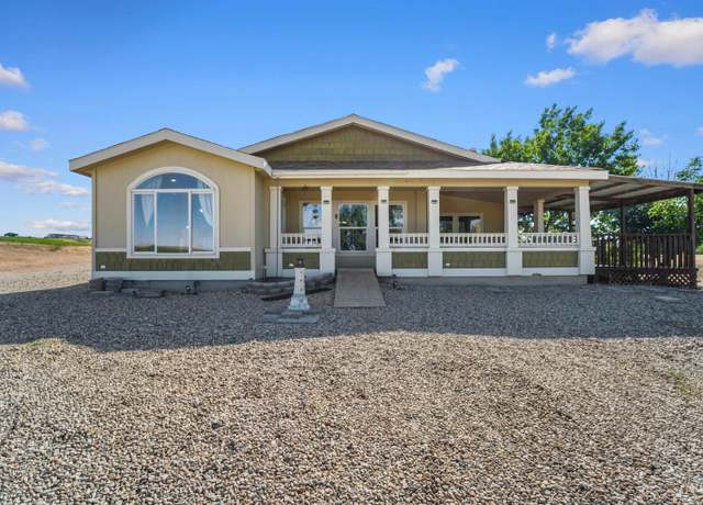 Property at 5494 Oasis Rd, Caldwell, ID 83607, 3 beds, 2 baths