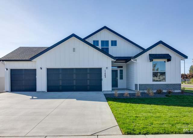 Property at 2122 N Thunderbolt St, Mountain Home, ID 83647, 3 beds, 2 baths