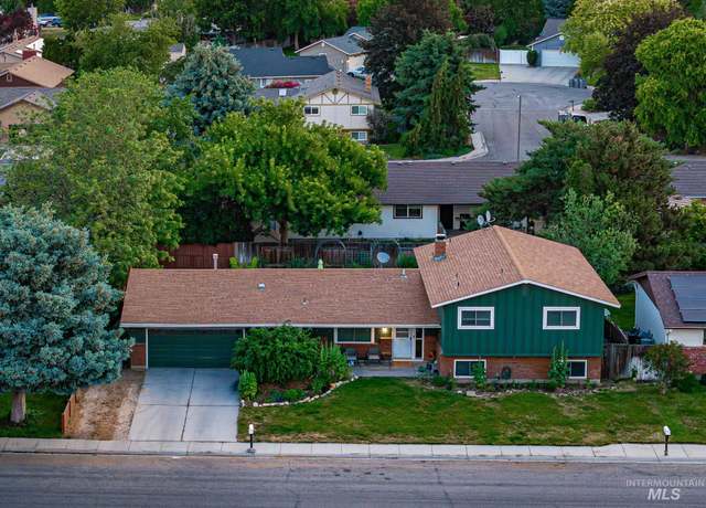 Property at 11132 W Barden Tower Dr, Boise, ID 83709-0106, 4 beds, 3 baths