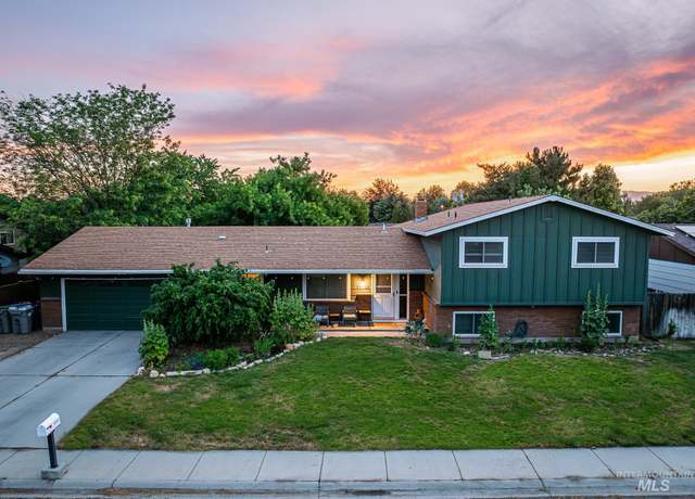 Property at 11132 W Barden Tower Dr, Boise, ID 83709-0106, 4 beds, 3 baths