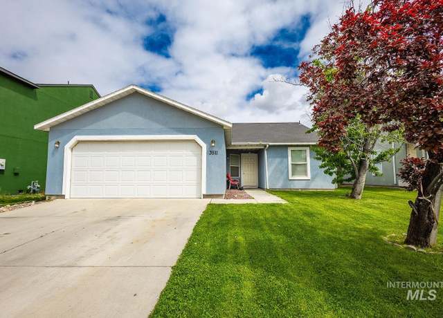 Property at 3511 Central Park St, Caldwell, ID 83605, 3 beds, 2 baths
