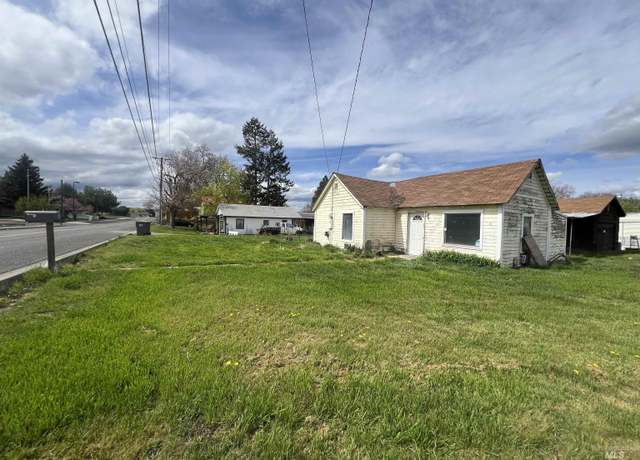 Property at 1902 4th Ave, Clarkston, WA 99403, 2 beds, 1 bath