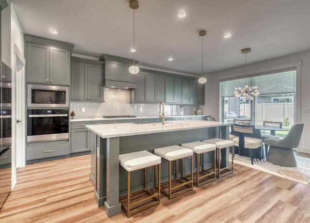 Property at 17626 N Wickenburg, Nampa, ID 83687, 3 beds, 3.5 baths