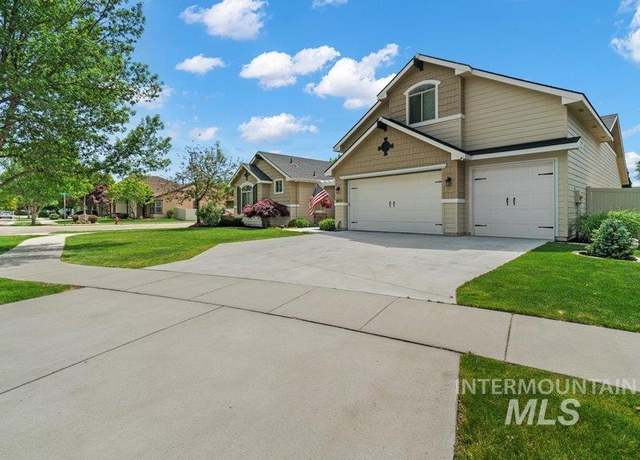 Property at 4275 W Cardon St, Eagle, ID 83616, 4 beds, 2.5 baths