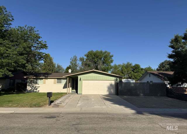 Property at 1107 11th St, Meridian, ID 83642, 3 beds, 2 baths