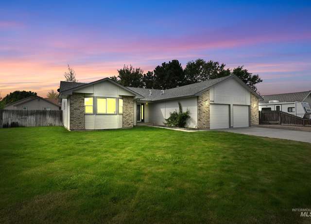 Property at 2309 W Flamingo Ave, Nampa, ID 83651, 3 beds, 2 baths