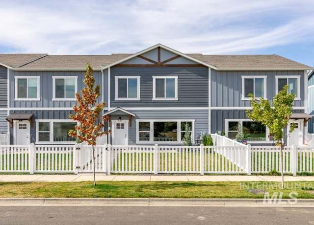Property at 1185 Edington Ave, Moscow, ID 83843, 3 beds, 2 baths
