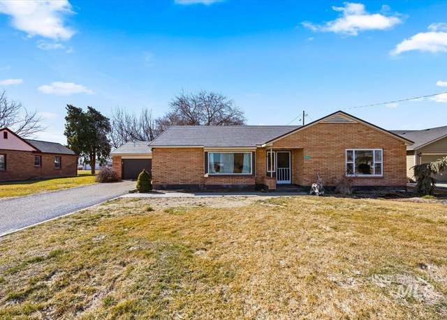 Property at 1193 Thunderegg Blvd, Nyssa, OR 97913, 3 beds, 2 baths