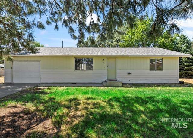 Property at 131 Goodall Pl, Mountain Home, ID 83647-3783, 2 beds, 1 bath