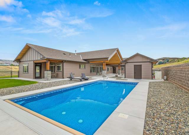 Property at 2505 Ryegate Ln, Clarkston, WA 99403, 4 beds, 4 baths