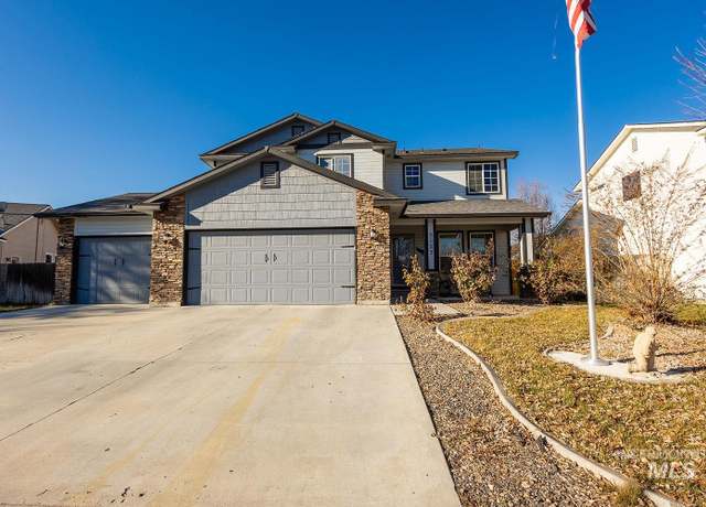 Property at 2127 Rosten Ave, Nampa, ID 83686, 4 beds, 2.5 baths