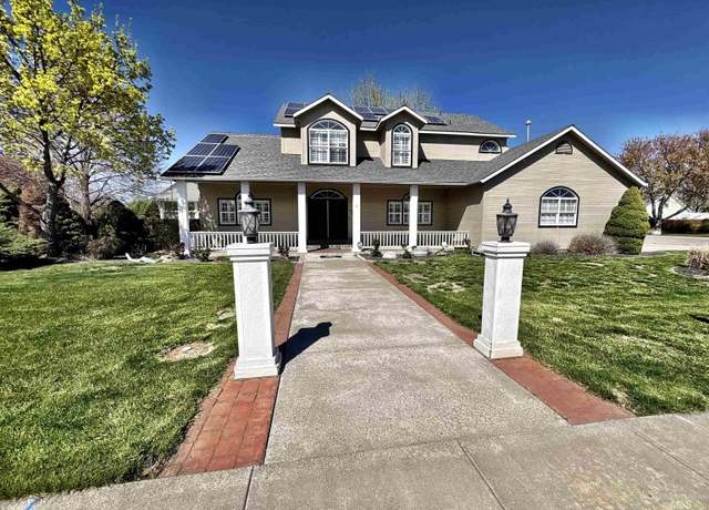Property at 480 E 21st N, Mountain Home, ID 83647, 4 beds, 2.5 baths