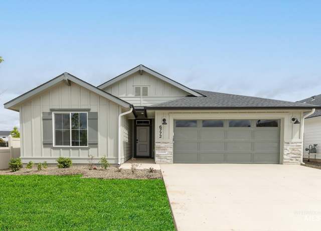 Property at 6772 W Plateau Creek Dr, Meridian, ID 83646, 4 beds, 2 baths